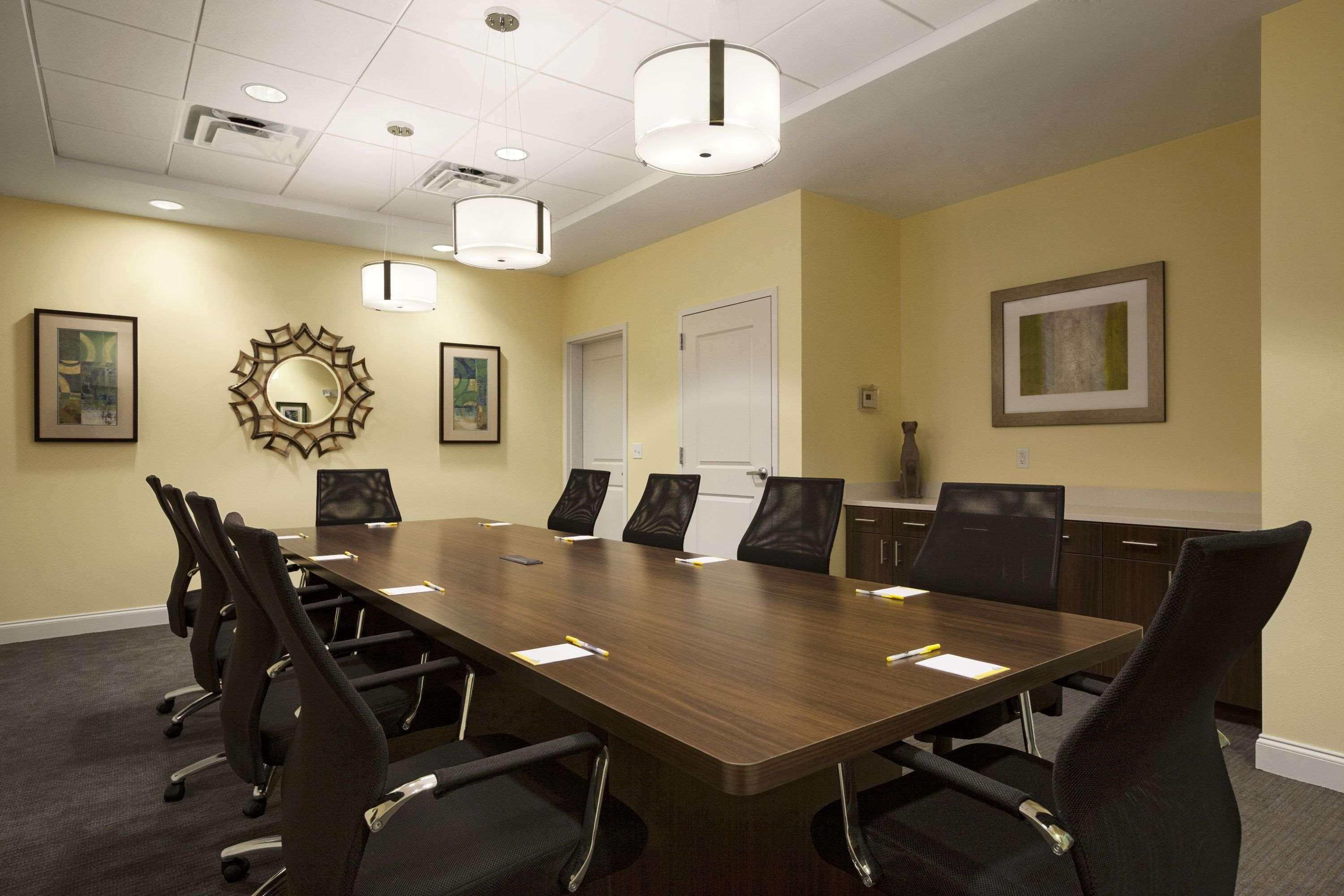 Days Inn & Suites By Wyndham Altoona Esterno foto